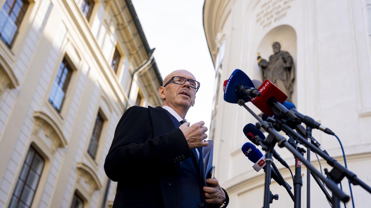 Glosa: Dávám ministru kultury rok, maximálně dva